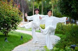 特別關注：溫泉+養(yǎng)老