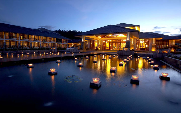 御臨門溫泉度假村實(shí)景