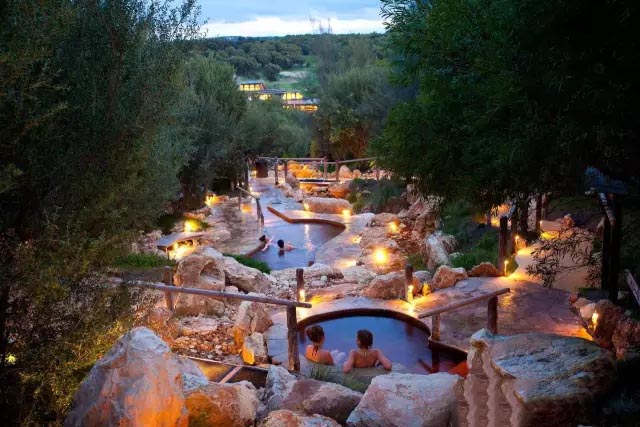 新形勢下溫泉旅游產(chǎn)業(yè)發(fā)展的戰(zhàn)略機遇與挑戰(zhàn)